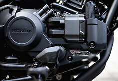 Metų motociklas: pretendentas &bdquo;Honda CMX1100 Rebel Tour DCT&ldquo;
