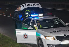 Akimirka i&scaron; vykusio policijos reido
