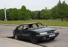 Sudegęs &bdquo;citroenas&ldquo; &Scaron;iauliuose