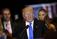 Trumpas triu&scaron;kinamai laimėjo Indianoje, Tedas Cruzas nutraukė savo kampaniją