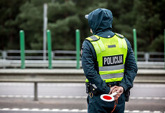 Rytinis policijos reidas
