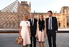 Bernardas Arnault su žmona Helene Mercier-Arnault, sūnumi Antoine'u Arnault ir jo mylimąja Natalija Vodianova