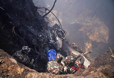 72 žmonės žuvo per lėktuvo katastrofą Nepale