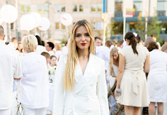 Baltosios vakarienės - &bdquo;Le D&icirc;ner en Blanc&ldquo; akimirka