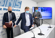 Aurelijus Veryga, Ramūnas Karbauskis, Lukas Savickas