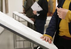 Į Nacionalinę dailės galeriją grįžta atsinaujinusi taktilinė paroda &bdquo;Blind Date&ldquo;