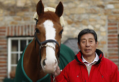 Hiroshi Hoketsu žirgas Whisper (nuotr.) mirė 2013 m.