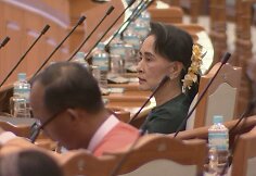 Mianmaro prezidentu išrinktas Aung San Suu Kyi artimas patikėtinis