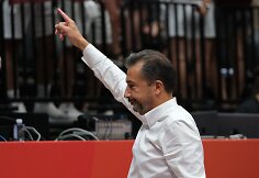 Luca Banchi ir jo vadovaujama Latvijos rinktinė įveikė Prancūziją ir eliminavo ją i&scaron; kovos dėl auk&scaron;tų vietų pasaulio čempionate.
