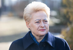 Dalia Grybauskaitė balsavo antrajame savivaldos rinkimų ture