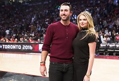 &bdquo;Detroit Tigers&ldquo; beisbolo klubo žaidėjas Justinas Verlanderis su modeliu Kate Upton.