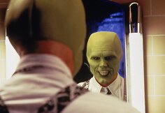 Jimas Carrey filme „Kaukė“