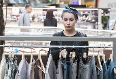 &bdquo;Fashion Vilnius SHOP&rdquo; galima įsigyti jaunų dizainerių kūrinių