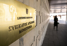 Karantino metu SAM darbuotojai dirba ministerijoje