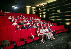 Gintarė ir Paulius susituokė kino teatre