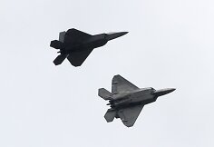 Lietuvos kariniame aerodrome - JAV naikintuvai &bdquo;F-22 Raptor&ldquo;
