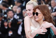 JAV aktorės Elle Fanning ir Susan Sarandon