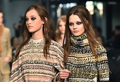 &bdquo;Chanel&ldquo; tarpsezoninės kolekcijos pristatymas
