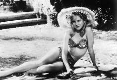 Sue Lyon