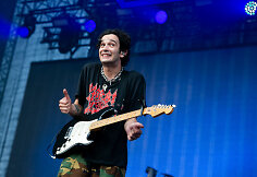 Grupės &bdquo;The 1975&ldquo; koncerto akimirka