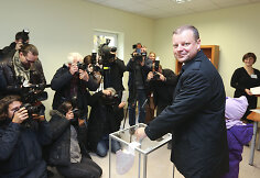 Saulius Skvernelis balsavo Seimo rinkimuose