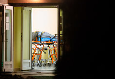 COVID-19 pacientai atvežami į Vilniaus miesto klinikinę ligoninę