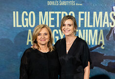 Dovilė &Scaron;arutytė su mama