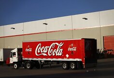 &bdquo;Coca Cola&ldquo;
