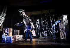 Kauno valstybinio lėlių teatro premjera &bdquo;Dievų mi&scaron;kas&ldquo;/ Dmitrijaus Matvejevo nuotr.