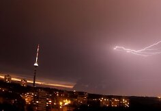 Grėsminga perkūnija truko ilgiau nei tris valandas.