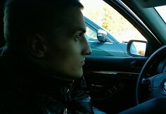 Jurik Sarelo prie BMW vairo