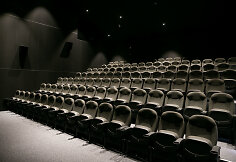 Kino teatras &bdquo;Pasaka&ldquo; Paupyje