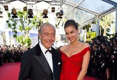 Irina Shayk su &bdquo;de Grisogono&ldquo; kompanijos įkūrėju Fawazu Gruosi