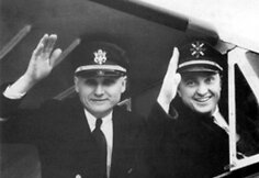 S.Darius ir S.Girėnas prie &bdquo;Lituanicos&ldquo;
