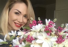 Natalija Bunkė ir jos kurta puok&scaron;tė