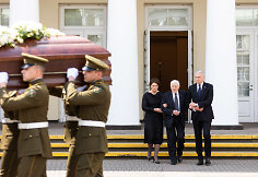 Diana Nausėdienė, Gitanas Nausėda, Valdas Adamkus