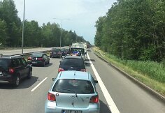 Dėl avarijos susidarė spūstis Kauno kryptimi