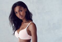 &bdquo;Body by Victoria&ldquo; reklaminės kampanijos nuotrauka