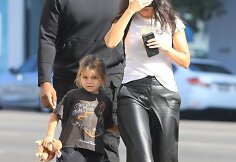 Kourtney Kardashian su sūnumi Reignu Astonu Disicku