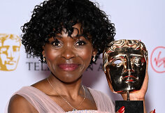Rakie Ayola