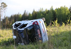 Tragedija Estijos ralyje: nuo kelio nulėkęs &bdquo;Renault Clio&ldquo; užmu&scaron;ė tris žiūrovus
