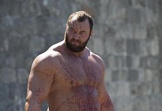 Thoras Björnssonas seriale „Sostų karai“