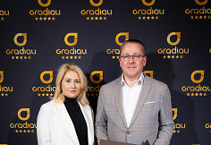 Naujoje &bdquo;Gradiali&ldquo; poilsio erdvėje Palangoje &ndash; būrys žinomų veidų ir didžiausias Lietuvoje technologinis siurprizas