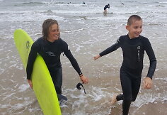 &bdquo;Surf Camp&ldquo; užsiėmimai su specialių poreikių vaikais