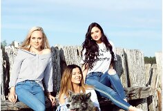 Grupės &bdquo;Queens of Roses&ldquo; narės
