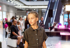 &bdquo;Vilnius Outlet&ldquo; ir modelių mokykla &bdquo;CatWalk&ldquo; surengė stilingą &bdquo;Back To School&ldquo; mados &scaron;ventę.