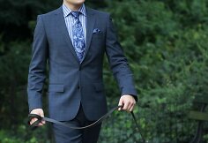 Edas Westwickas &bdquo;Gossip Girl&ldquo; filmavimo aik&scaron;telėje (2011 m.)