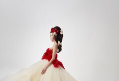 &bdquo;Giambattista Valli&ldquo; 2021 m. pavasario ir vasaros auk&scaron;tosios mados kolekcijos modelis