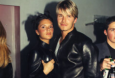 Victoria Beckham ir Davidas Beckhamas (1999 m.)
