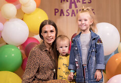 Veronika Montvydienė su vaikais